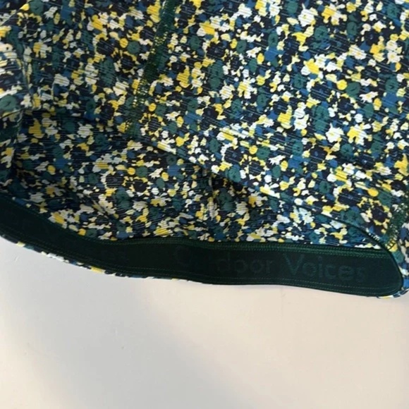 Outdoor Voices Floral Tech Sweat Move Free Crop Top - Picture 10 of 10